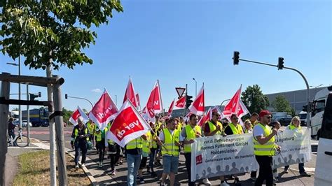 streikt hermes momentan|Streik bei Hermes in Haldensleben beendet .